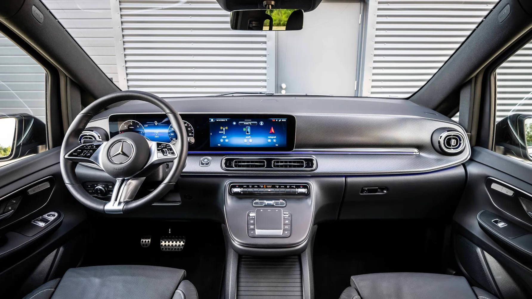 Mercedes_VClass__0032